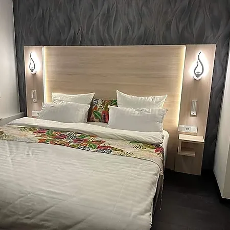 מלון דירות Schaumburg - Boutique 3*